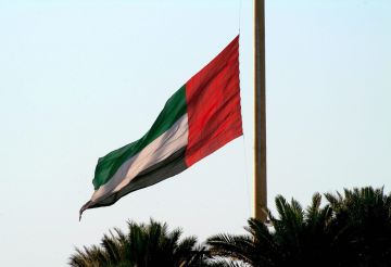 الإمارات تنفي ما يتم تداوله بشأن زيارة نتنياهو أو استقبال وفد عسكري إسرائيلي 