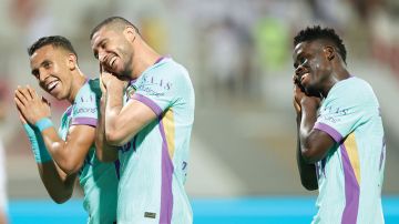 لاعبو العين: سر التفوق روح الانسجام وغرفة «تبديل الملابس»