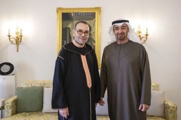 رئيس الإمارات يزور العاهل المغربي ويبحث معه التطورات في المنطقة رئيس الإمارات يزور العاهل المغربي ويبحث معه التطورات في المنطقة