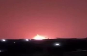 التلفزيون الإيراني: الحرس الثوري أطلق صواريخ باتجاه سفن مخالفة قبالة سواحل الإمارات التلفزيون الإيراني: الحرس الثوري أطلق صواريخ باتجاه سفن مخالفة قبالة سواحل الإمارات