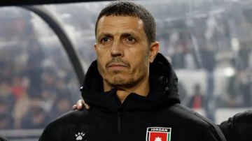 الأردن.. إنهاء عقد المدرب المغربي جمال سلامي مع النشامى الأردن.. إنهاء عقد المدرب المغربي جمال سلامي مع النشامى