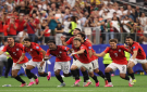 رجل أعمال إماراتي يقدم هدايا ثمينة للاعبي منتخب مصر بعد إنجاز المونديال 