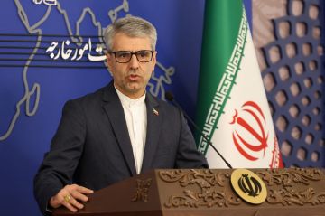 إيران تنفي استهداف الإمارات وتحذر دول الجوار من عمليات الراية الزائفة إيران تنفي استهداف الإمارات وتحذر دول الجوار من عمليات الراية الزائفة