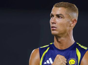 رونالدو يفاجئ الجميع: على الأرجح هذا عامي الأخير مع كرة القدم رونالدو يفاجئ الجميع: على الأرجح هذا عامي الأخير مع كرة القدم
