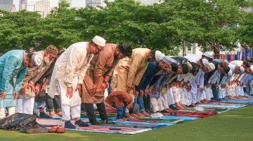 كاليفورنيا تقترب من الاعتراف رسميا بعيدي الفطر والأضحى كاليفورنيا تقترب من الاعتراف رسميا بعيدي الفطر والأضحى