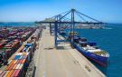  دي بي ورلد تسجل أداء قياسيا بمحطة الحاويات الجنوبية في جدة