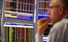 الأسهم الأوروبية تقترب من مستويات قياسية رغم تراجع أسهم التكنولوجيا