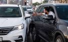 إيقاف الرخصة عاما لسائق تعمد صدم مركبة مرتين في دبي - ae