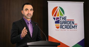 منصة تعليمية متخصصة تقدم نموذجا رقميا داعما للتعليم المدرسي ويعزز جاهزية طلبة الثاني عشر المتقدم منصة تعليمية متخصصة تقدم نموذجا رقميا داعما للتعليم المدرسي ويعزز جاهزية طلبة الثاني عشر المتقدم