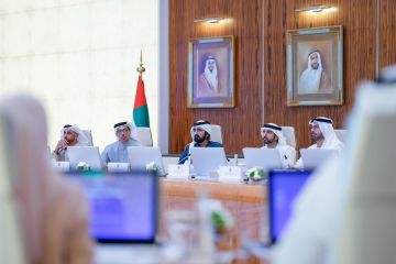 محمد بن راشد: 471 مشروعا للتحول الرقمي و308 ملايين معاملة تعزز ريادة الإمارات الحكومية محمد بن راشد: 471 مشروعا للتحول الرقمي و308 ملايين معاملة تعزز ريادة الإمارات الحكومية