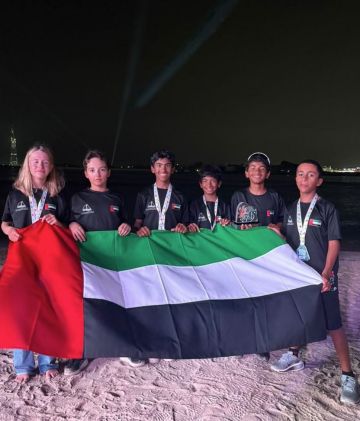 منتخب الإمارات للشراع يتصدر البطولة العربية للأوبتيمست منتخب الإمارات للشراع يتصدر البطولة العربية للأوبتيمست