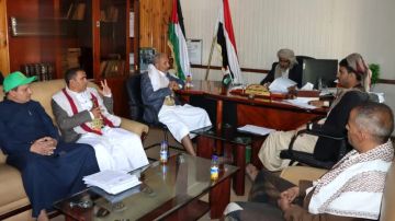 المحضار يناقش مع الشغدري جوانب تفعيل الأداء التنموي في الضالع المحضار يناقش مع الشغدري جوانب تفعيل الأداء التنموي في الضالع