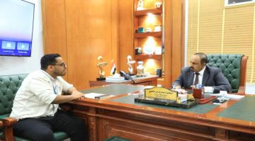 محافظ حضرموت يلتقي منسق الـ UNDP لمراجعة مشاريع التنمية الحيوية بالمحافظة محافظ حضرموت يلتقي منسق الـ UNDP لمراجعة مشاريع التنمية الحيوية بالمحافظة