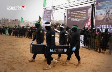 القسام تسلم جثة أسير وضغوط أميركية لتسريع عمليات الانتشال القسام تسلم جثة أسير وضغوط أميركية لتسريع عمليات الانتشال