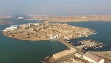 الحوثيون ينقلون مسرح الحرب إلى دولة افريقية: تقرير دولي يكشف تمدد إيران عبر طرق تهريب جديدة للأسلحة والمخدرات   الحوثيون ينقلون مسرح الحرب إلى دولة افريقية: تقرير دولي يكشف تمدد إيران عبر طرق تهريب جديدة للأسلحة والمخدرات