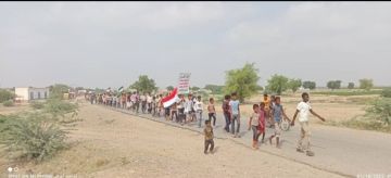 مسير لخريجي دورات طوفان الأقصى بمديرية اللحية في الحديدة