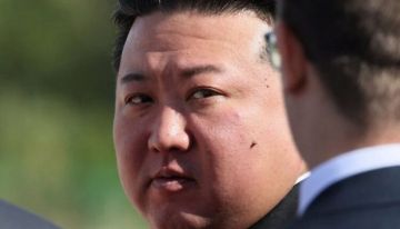 تفاصيل تفقد زعيم كوريا الشمالية مدمرة بحرية تفاصيل تفقد زعيم كوريا الشمالية مدمرة بحرية