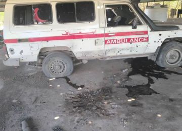 الضمير الإنساني في مرمى النار... الحوثيون يستهدفون طواقم طبية في الضالع الضمير الإنساني في مرمى النار... الحوثيون يستهدفون طواقم طبية في الضالع