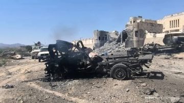 بينهم انغماسيون.. تفاصيل وحصيلة الهجوم الدامي على معسكر لقوات الانتقالي في أبين (صور) بينهم انغماسيون.. تفاصيل وحصيلة الهجوم الدامي على معسكر لقوات الانتقالي في أبين (صور)