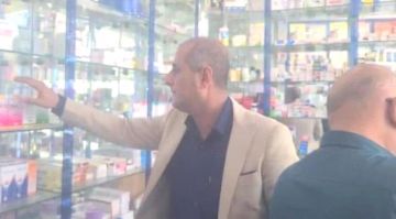رئيس حملة الرقابة يحذر الصيدليات المخالفة بإجراءات قانونية رئيس حملة الرقابة يحذر الصيدليات المخالفة بإجراءات قانونية