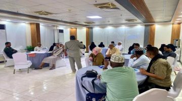 اختتام الدورة التدريبية حول المساءلة المجتمعية لهيئة السلم المجتمعي بمدينة المكلا اختتام الدورة التدريبية حول المساءلة المجتمعية لهيئة السلم المجتمعي بمدينة المكلا