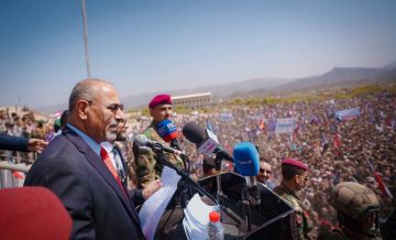 تنفيذية لانتقالي لحج تحيي أبناء المحافظة على مشاركتهم المشرفة في مليونية ذكرى ثورة 14 أكتوبر بالضالع تنفيذية لانتقالي لحج تحيي أبناء المحافظة على مشاركتهم المشرفة في مليونية ذكرى ثورة 14 أكتوبر بالضالع