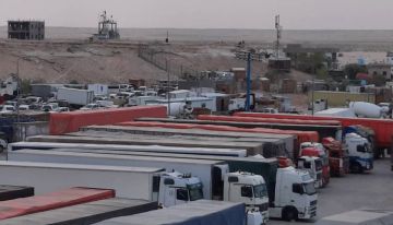 أزمة شحن تجاري تهز اليمن مع بدء رفع الدولار