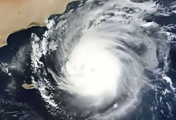 الأرصاد الجوية: تراجع الحالة المدارية في بحر العرب إلى منخفض جوي