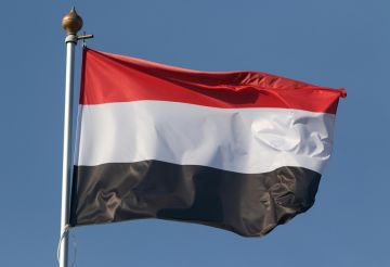 السفير الروسي: اليمن يعاني أزمة إنسانية حادة و17 مليون نسمة بحاجة للطعام والماء السفير الروسي: اليمن يعاني أزمة إنسانية حادة و17 مليون نسمة بحاجة للطعام والماء