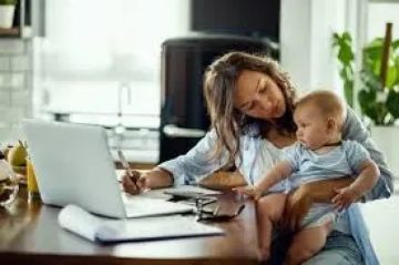 جيل من الأمهات تحت الضغط.. كيف تدير أمهات الألفية قلقهن في عالم مليء بالتحديات؟