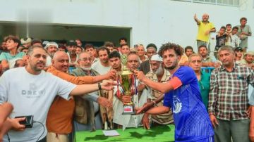 هلال الحديدة يتوج بكأس 14 أكتوبر