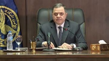 وزارة الداخلية المصرية تعلن إبعاد مقيم يمني لأسباب تتعلق بالصالح العام (الاسم) وزارة الداخلية المصرية تعلن إبعاد مقيم يمني لأسباب تتعلق بالصالح العام (الاسم)