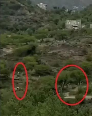 وصول تعزيزات حوثية إلى تعز وانتشار واسع للمليشيات بالتزامن مع هجوم على مواقع عسكرية وصول تعزيزات حوثية إلى تعز وانتشار واسع للمليشيات بالتزامن مع هجوم على مواقع عسكرية