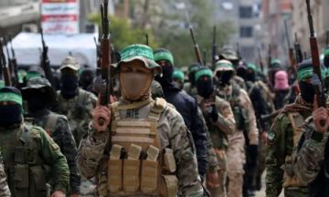 والد جندي إسرائيلي: حماس سمحت لابني بالصلاة 3 مرات يوميا