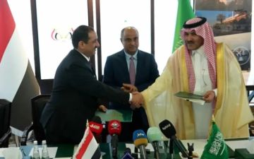 تنسيق أمني غير مسبوق بين اليمن والسعودية.. ماذا يحدث؟ تنسيق أمني غير مسبوق بين اليمن والسعودية.. ماذا يحدث؟