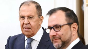 روسيا وفنزويلا تعبران عن قلقهما الشديد إزاء التحركات الأمريكية في البحر الكاريبي