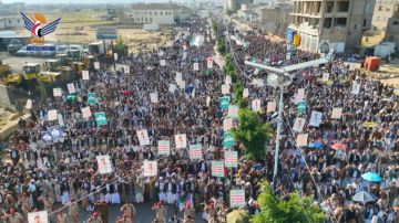 عمران.. مسيرات حاشدة في 131 ساحة تتويجا لعامين من العطاء ووفاء لدماء الشهداء