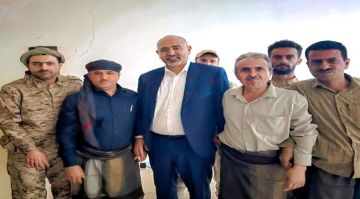 الرئيس القائد عيدروس الزبيدي يزور القائد صلاح الشنفرة ويطمئن على صحته