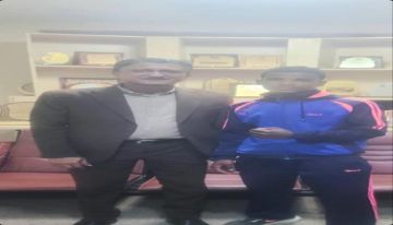 الشاذلي يستقبل نجم الملاكمة الصاعد اوسان ياسين قبل سفره لبطولة البحرين الشاذلي يستقبل نجم الملاكمة الصاعد اوسان ياسين قبل سفره لبطولة البحرين