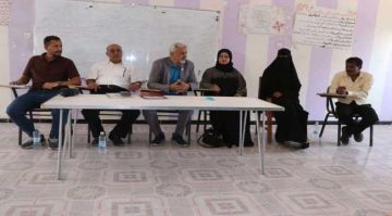 الفريق الرئاسي يزور المعهد الزراعي في أبين