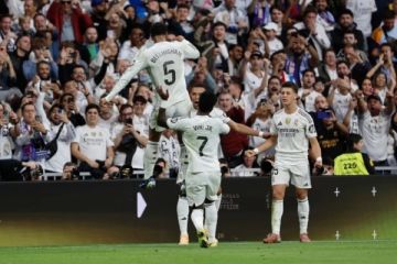 ريال مدريد يحسم الكلاسيكو بهدفين في مرمى برشلونة ريال مدريد يحسم الكلاسيكو بهدفين في مرمى برشلونة
