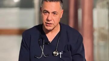 العدو الصهيوني يمدد اعتقال الدكتور الفلسطيني حسام أبو صفية