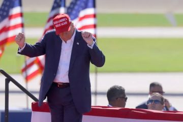 ترامب يهدم الجناح الشرقي بالبيت الأبيض لبناء قاعة رقص فاخرة تتسع لـ999 شخصا