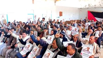 فعالية خطابية في ريمة إحياء للذكرى السنوية للشهيد فعالية خطابية في ريمة إحياء للذكرى السنوية للشهيد