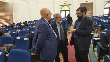 2895 من حملة البكالوريوس والدبلوم يؤدون اختبار مزاولة المهنة في صنعاء 2895 من حملة البكالوريوس والدبلوم يؤدون اختبار مزاولة المهنة في صنعاء