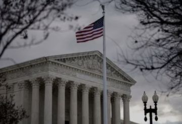 محكمة أمريكية تصدر حكما بالسجن على يمني بتهمة تهريب مهاجرين إلى الولايات المتحدة