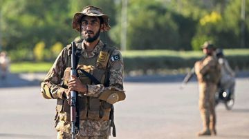 إسلام أباد: مقتل 23 جنديا باكستانيا و200 أفغاني في مواجهات دامية