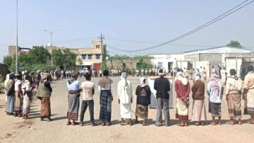 وقفتان مسلحتان في برع والسخنة لرفع الجهوزية لمواجهة الأعداء