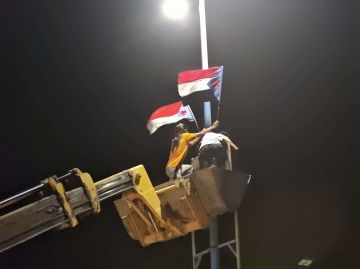 انتقالي شبوة يطلق حملة رفع العلم الوطني الجنوبي بمناسبة الذكرى 62 لثورة 14 اكتوبر انتقالي شبوة يطلق حملة رفع العلم الوطني الجنوبي بمناسبة الذكرى 62 لثورة 14 اكتوبر