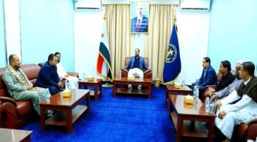 الأمين العام يلتقي فريق قافلة أبناء وادي حضرموت إلى الضالع الأمين العام يلتقي فريق قافلة أبناء وادي حضرموت إلى الضالع